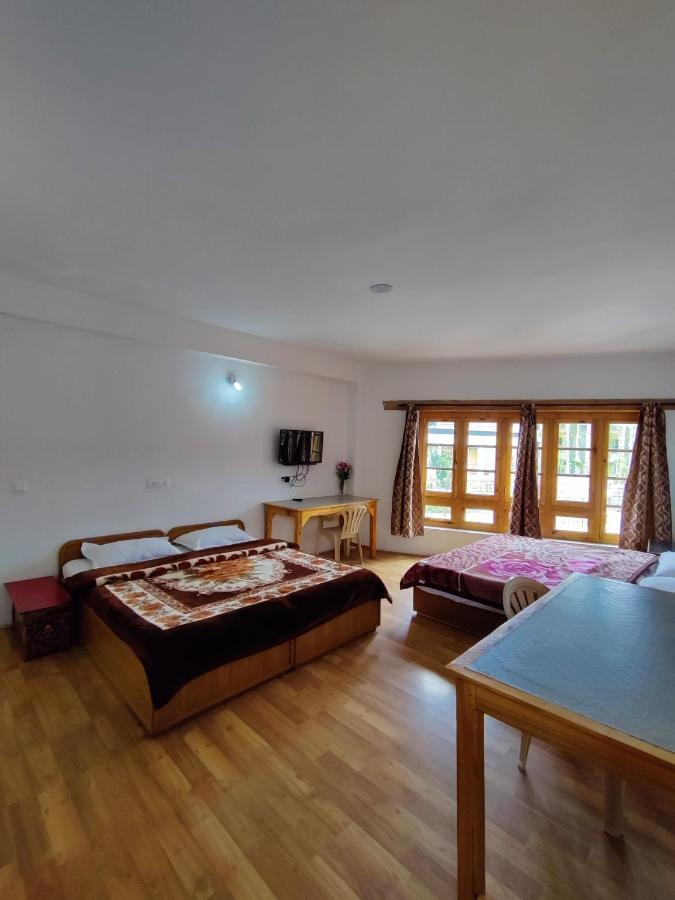 Jig Gyas Guest House Leh Extérieur photo